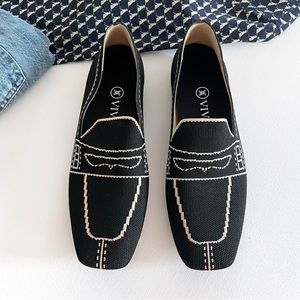 VIVAIA Square-Toe Patterned Loafers-Deep Ebony